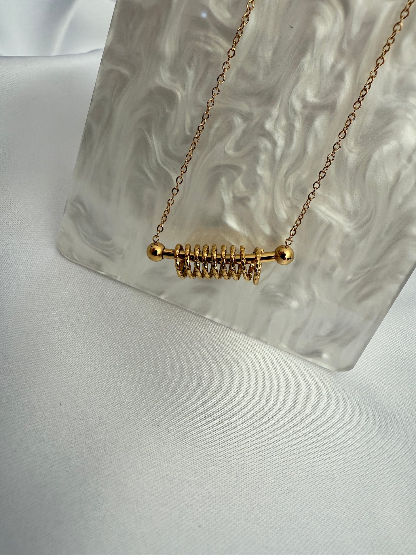 Élégance Minimaliste