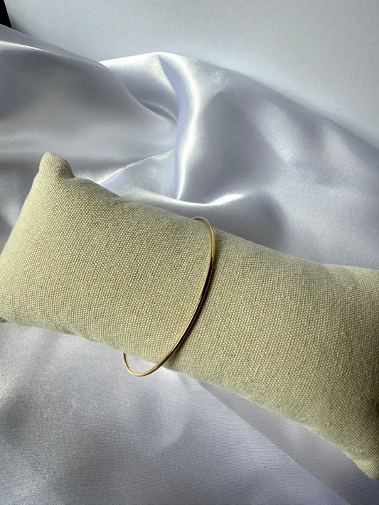 Bracelet Minimaliste Élancé