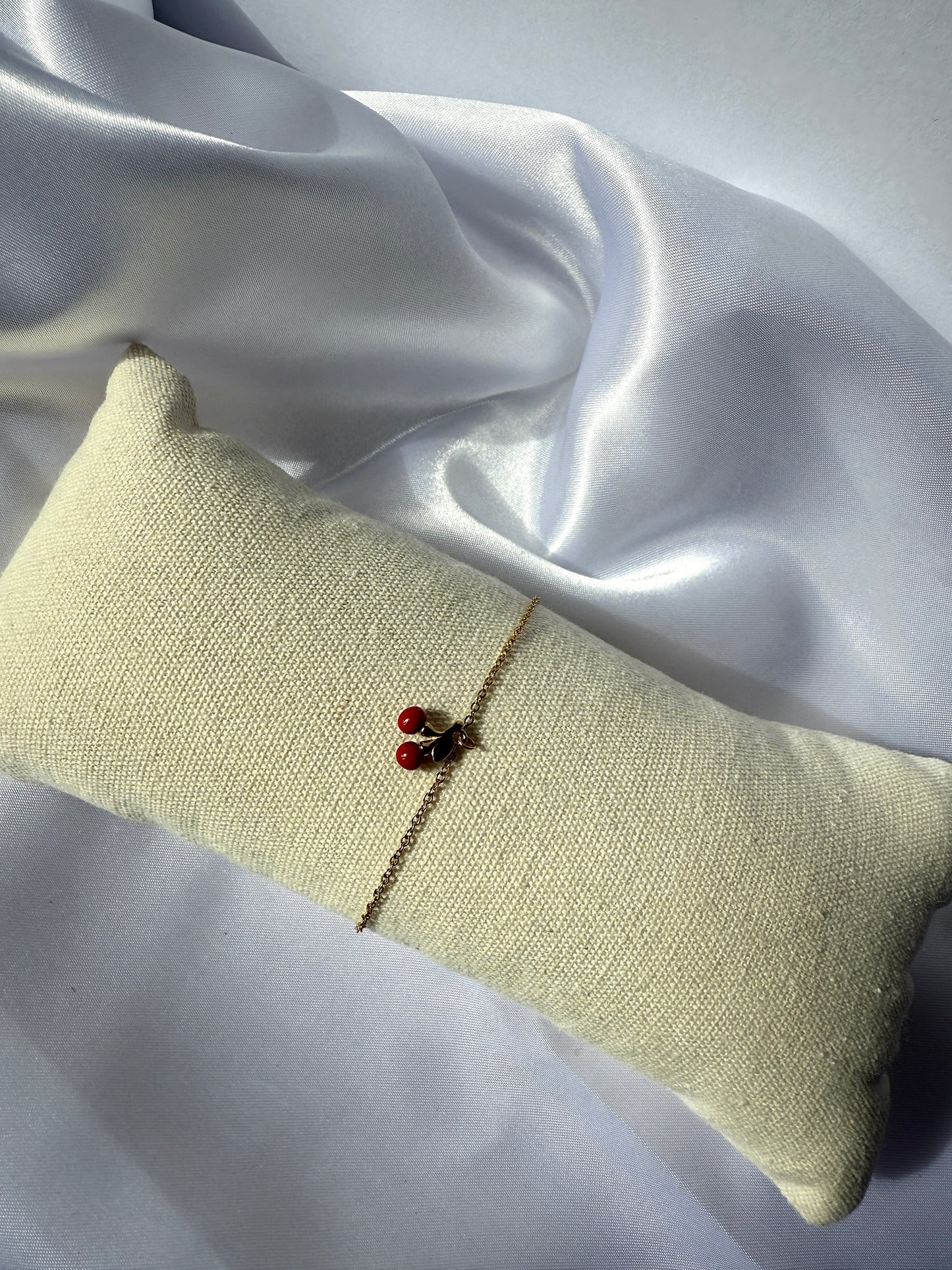 Bracelet Cerise Délicate